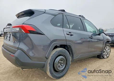 2025 Toyota Rav4 Xle Premium from USA, damaged, VIN 2T3C1RFV8SW413235